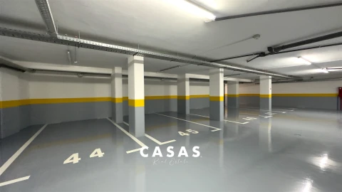 Apartamento T4 para Venda em São Martinho