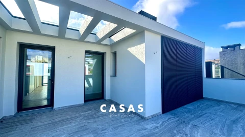 Apartamento T4 para Venda em São Martinho