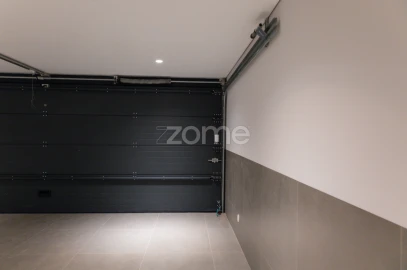 Moradia T4 para Venda em Aldoar, Foz do Douro e Nevogilde