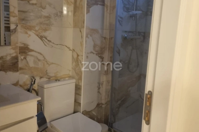 Moradia T4 para Venda em Portimão Foto 46