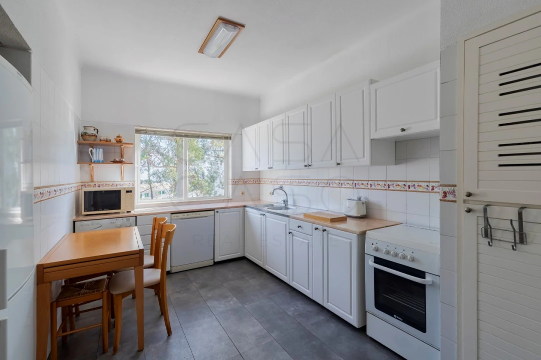 Apartamento T4 para Venda em Carvalhal Foto 5