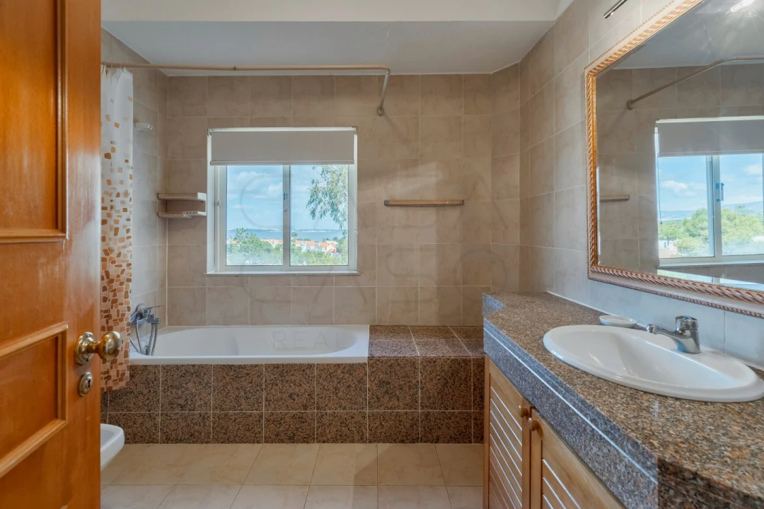 Apartamento T4 para Venda em Carvalhal Foto 17