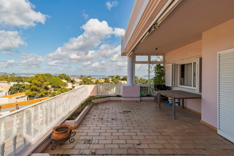 Apartamento T4 para Venda em Carvalhal Foto 3