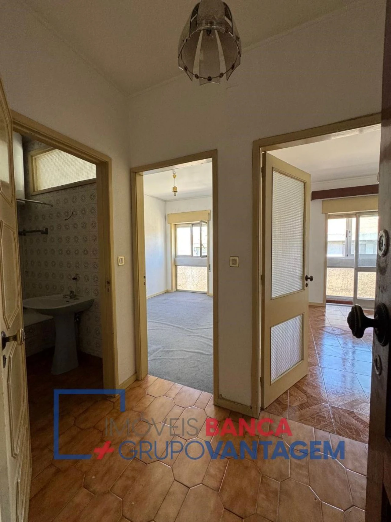 Apartamento T1 para Venda em Paranhos Foto 6
