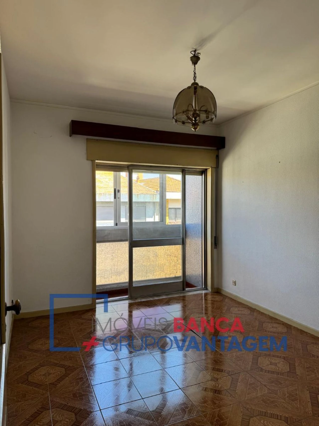 Apartamento T1 para Venda em Paranhos Foto 5