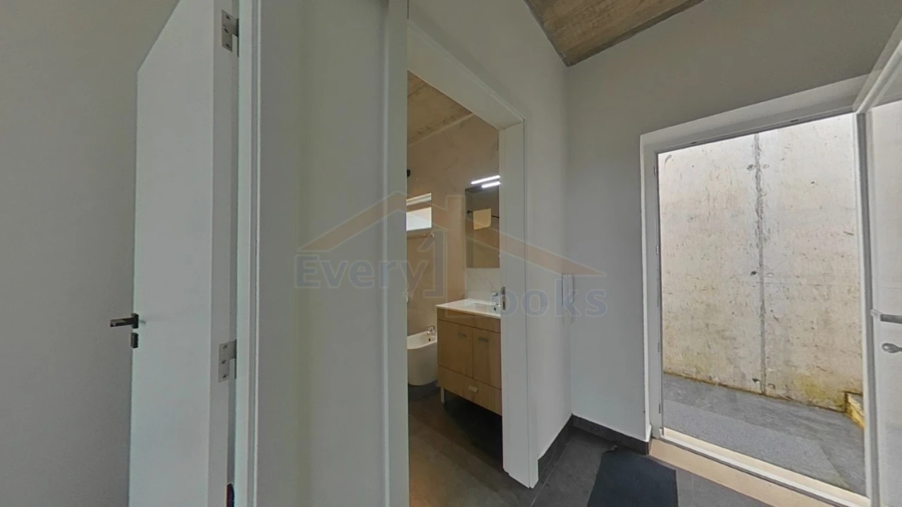 Moradia T4 para Venda em Amoreira Foto 42