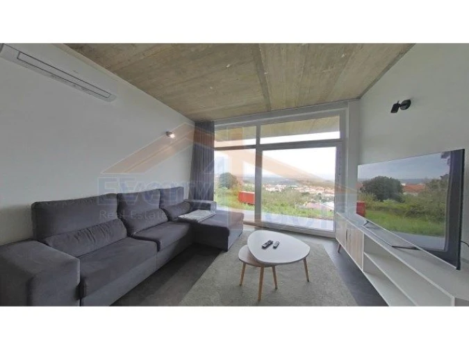 Moradia T4 para Venda em Amoreira Foto 15