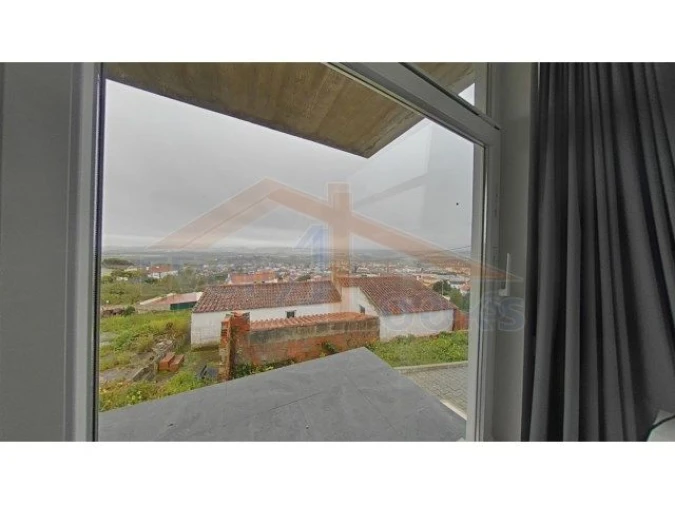 Moradia T4 para Venda em Amoreira Foto 38