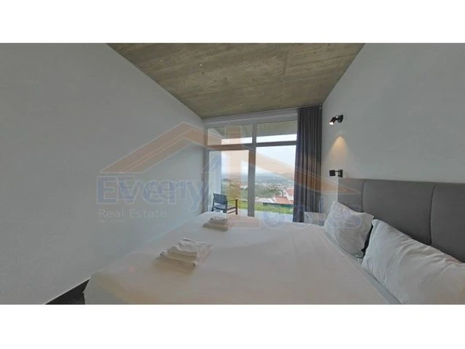 Moradia T4 para Venda em Amoreira Foto 17