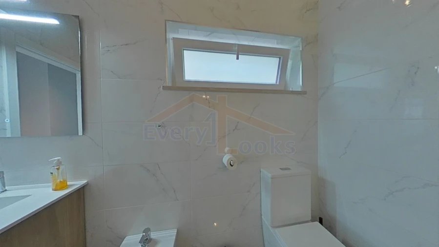 Moradia T4 para Venda em Amoreira Foto 25