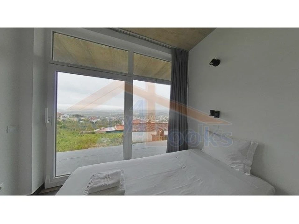 Moradia T4 para Venda em Amoreira Foto 18