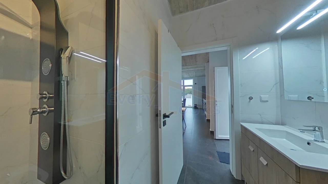 Moradia T4 para Venda em Amoreira Foto 27