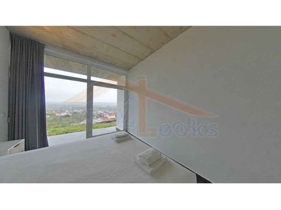 Moradia T4 para Venda em Amoreira Foto 22