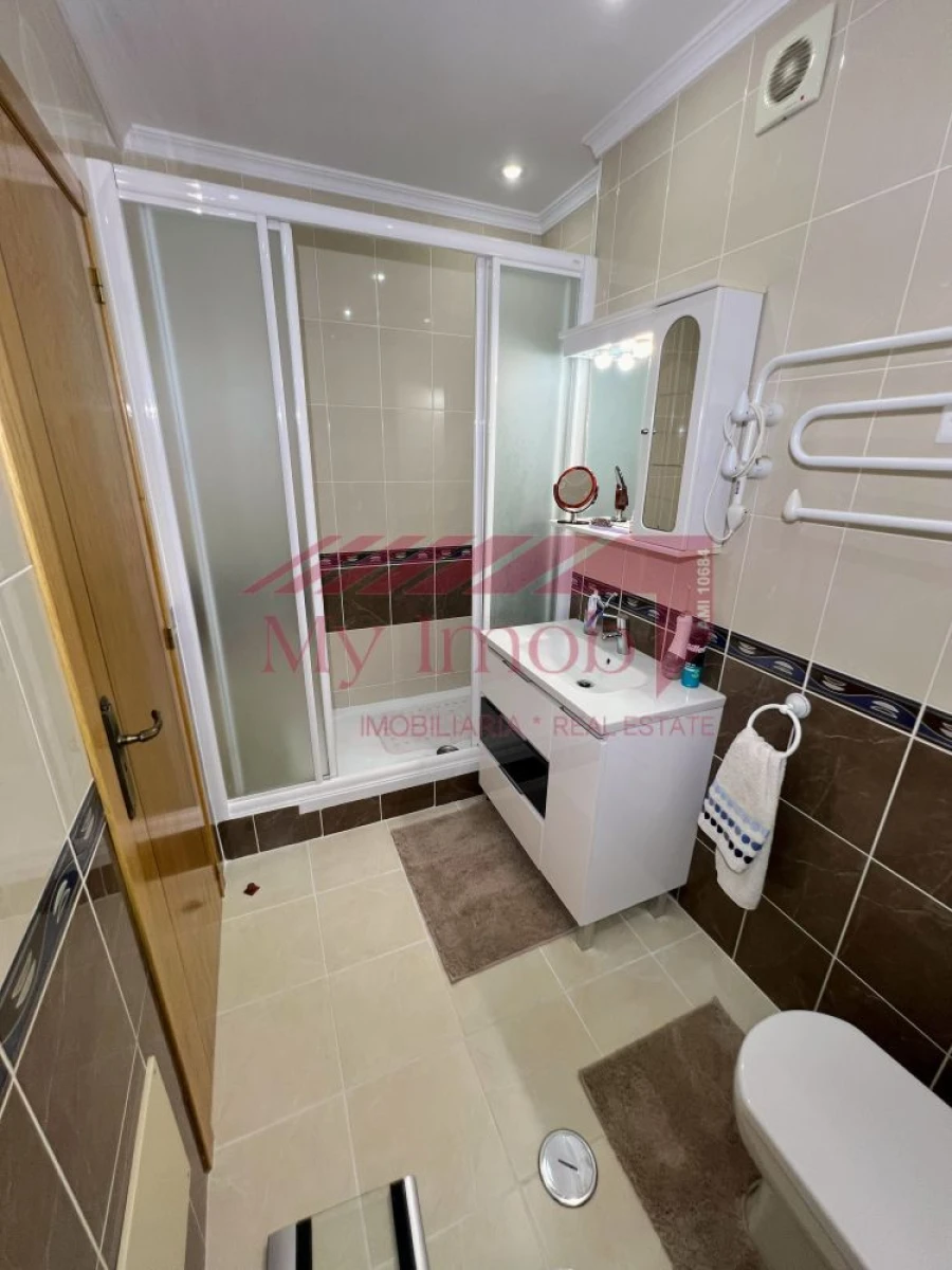 Apartamento T2 para Venda em Vila Real de Santo Antonio Foto 42