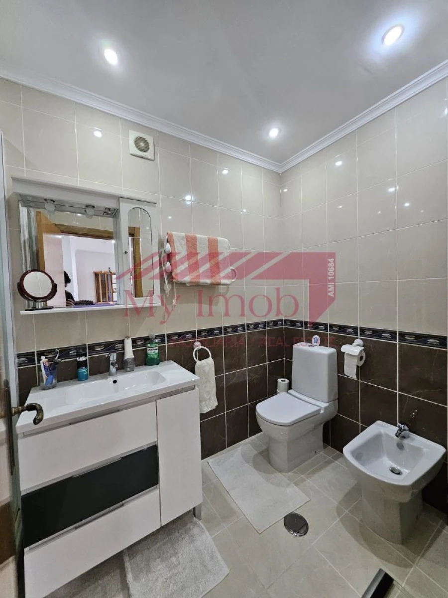 Apartamento T2 para Venda em Vila Real de Santo Antonio Foto 40