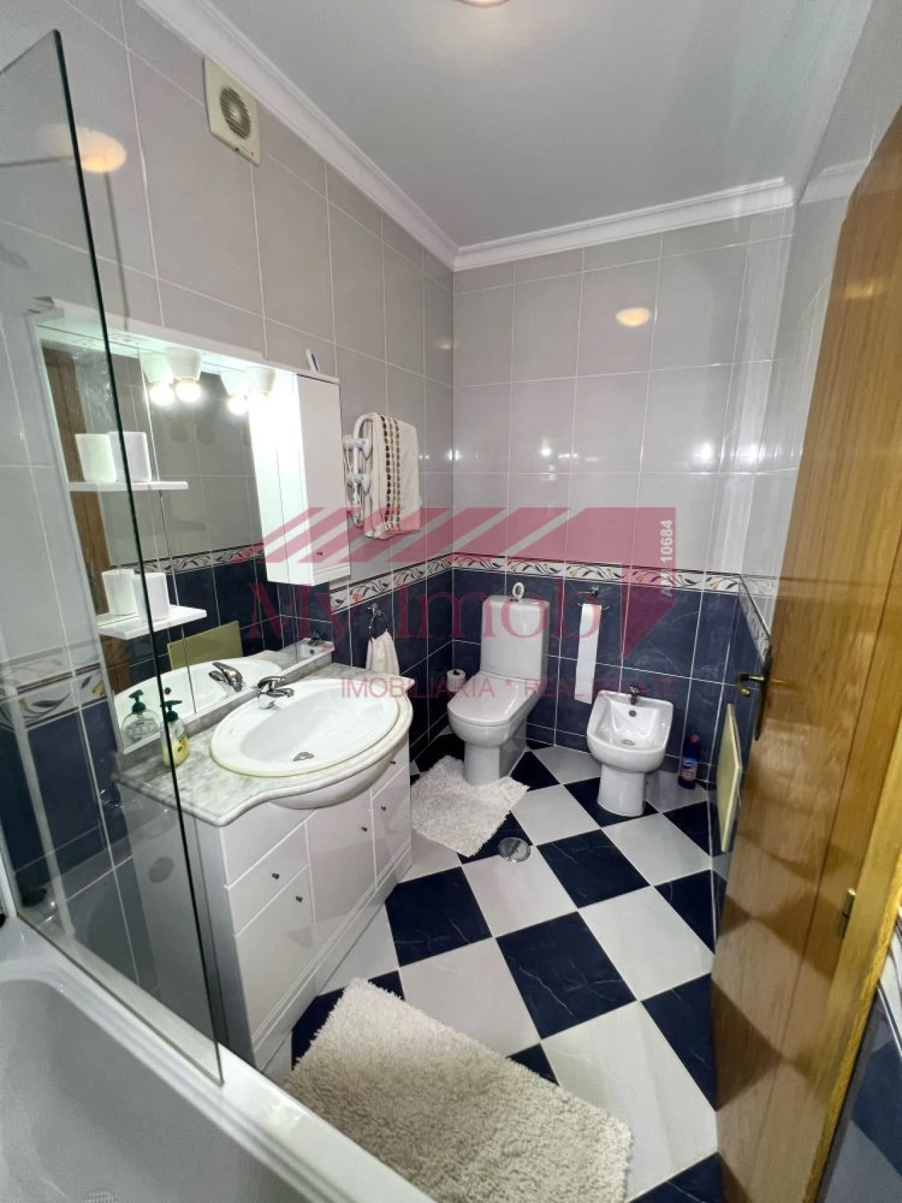 Apartamento T2 para Venda em Vila Real de Santo Antonio Foto 16