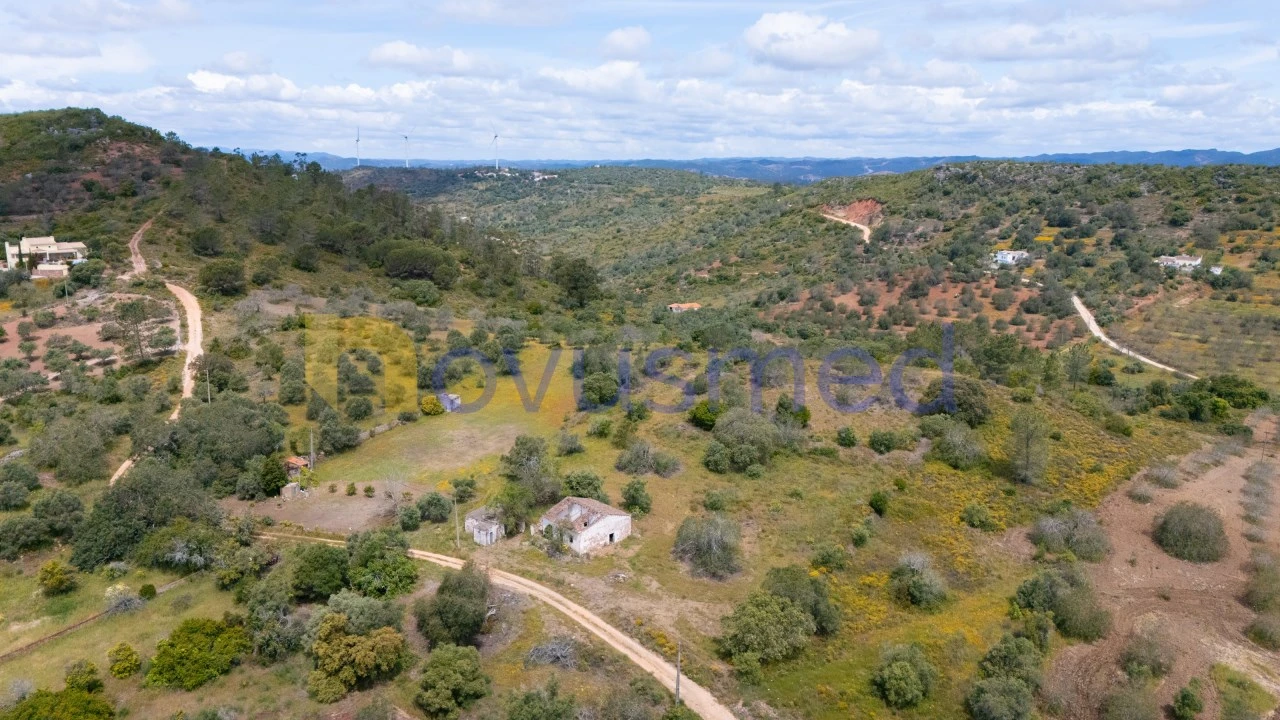 Quinta T3 para Venda em Alte Foto 9