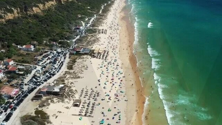 Terreno para Venda em Corroios Foto 1