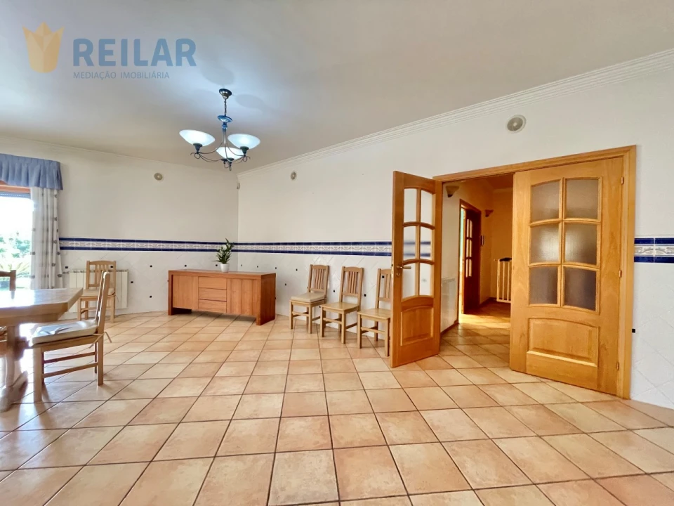 Moradia T4 para Venda em Póvoa de Santa Iria e Forte da Casa Foto 9