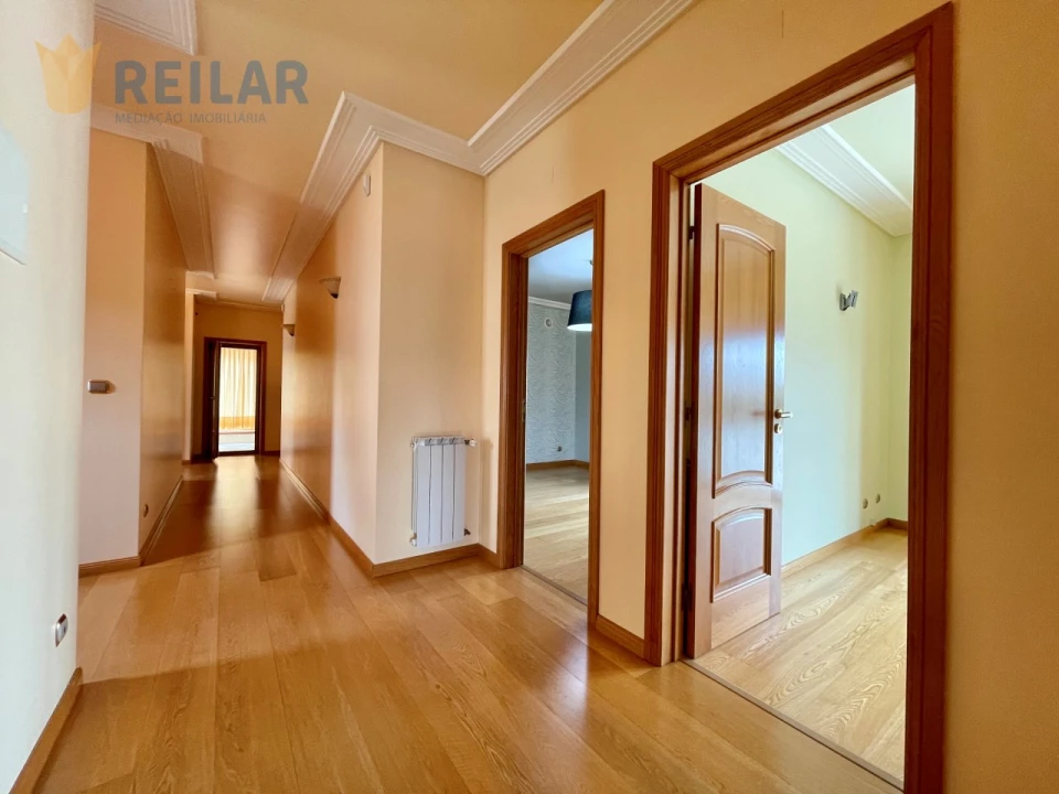 Moradia T4 para Venda em Póvoa de Santa Iria e Forte da Casa Foto 50