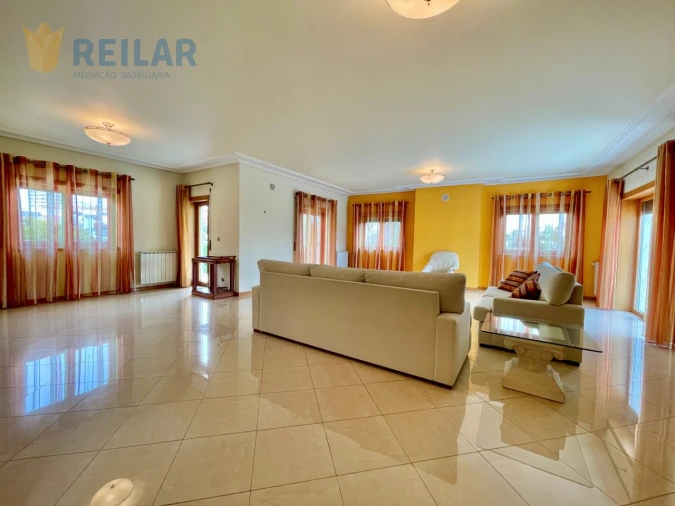 Moradia T4 para Venda em Póvoa de Santa Iria e Forte da Casa Foto 24