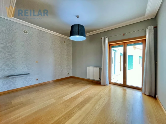 Moradia T4 para Venda em Póvoa de Santa Iria e Forte da Casa Foto 46