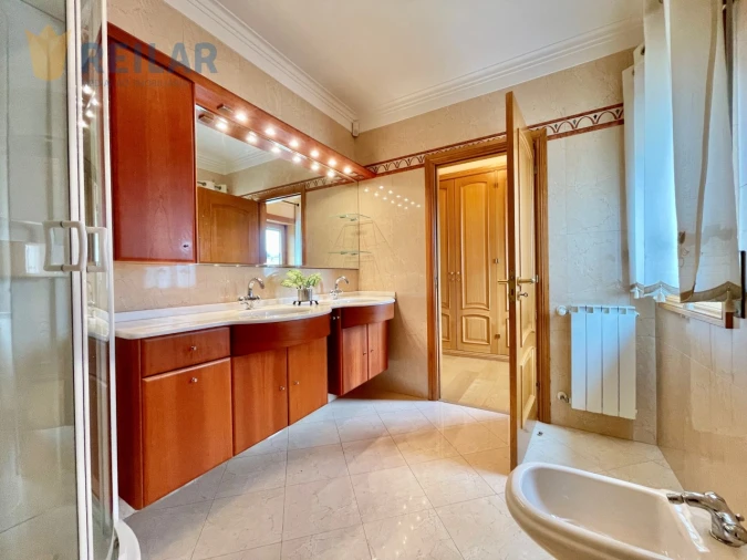 Moradia T4 para Venda em Póvoa de Santa Iria e Forte da Casa Foto 48