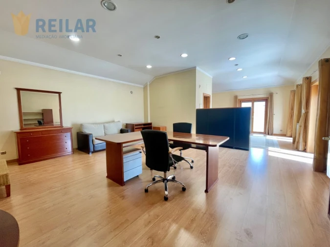 Moradia T4 para Venda em Póvoa de Santa Iria e Forte da Casa Foto 60