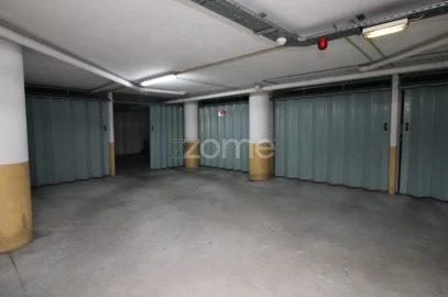 Apartamento T3 para Arrendamento em Nogueira, Fraião e Lamaçães