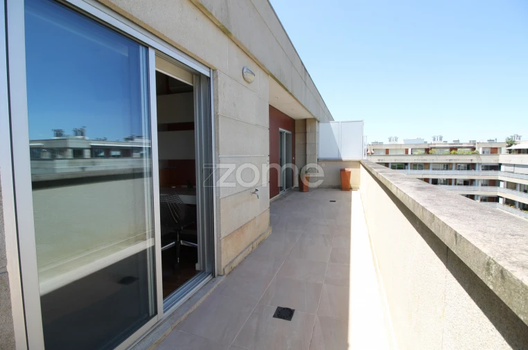 Apartamento T3 para Arrendamento em Nogueira, Fraião e Lamaçães Foto 10