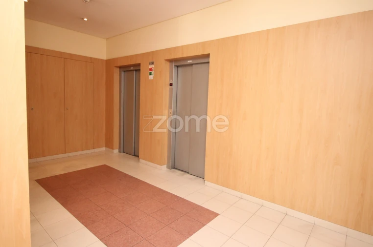 Apartamento T3 para Arrendamento em Nogueira, Fraião e Lamaçães Foto 37