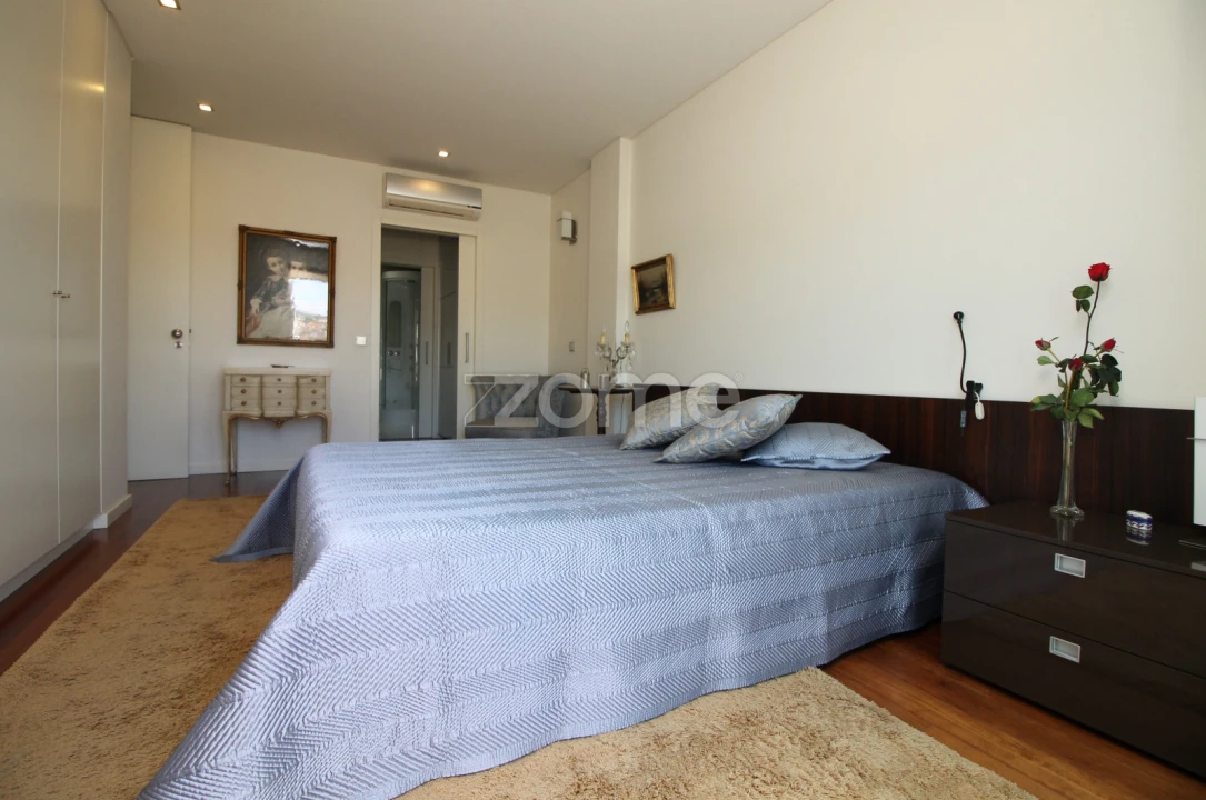 Apartamento T3 para Arrendamento em Nogueira, Fraião e Lamaçães Foto 1