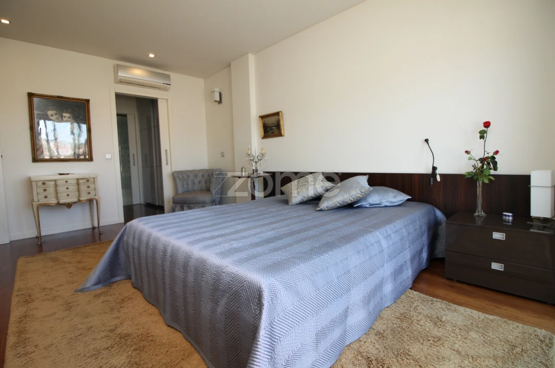 Apartamento T3 para Arrendamento em Nogueira, Fraião e Lamaçães Foto 12