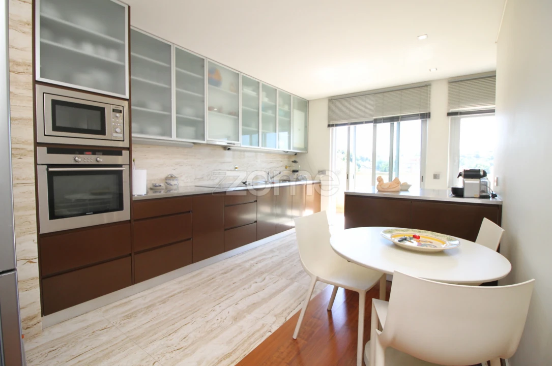 Apartamento T3 para Arrendamento em Nogueira, Fraião e Lamaçães Foto 31