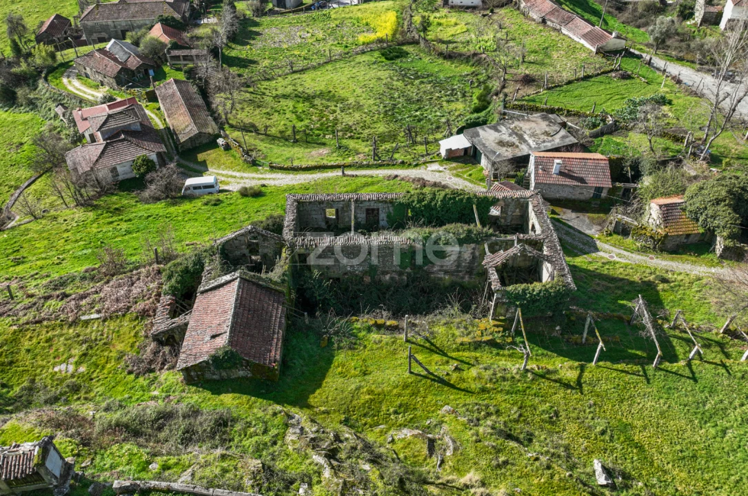 Moradia T2 para Venda em Canedo Foto 7