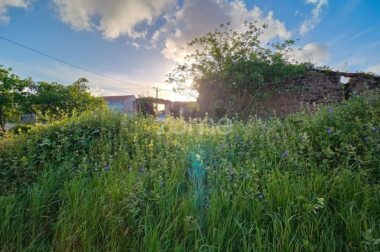 Moradia T1 para Venda em Alqueidão Foto 17