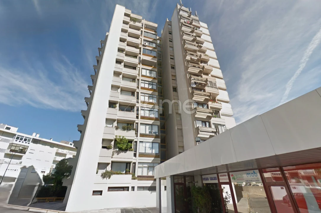 Apartamento T4 para Venda em Alfragide Foto 8