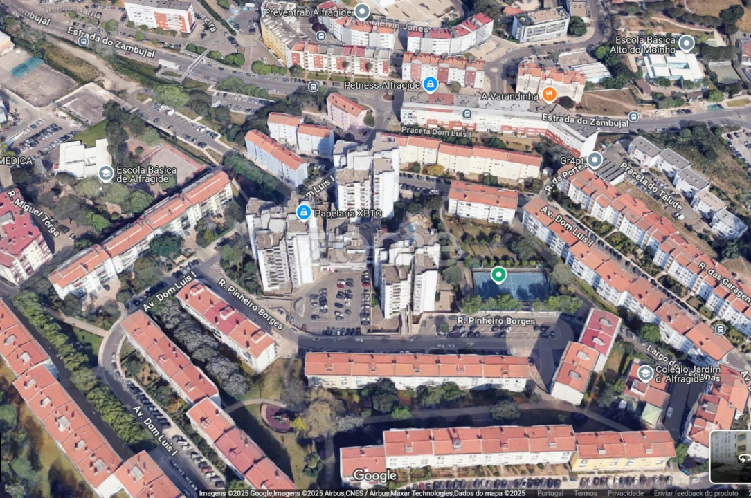 Apartamento T4 para Venda em Alfragide Foto 47