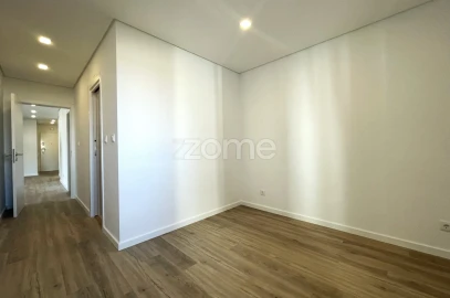 Apartamento T4 para Venda em Alfragide