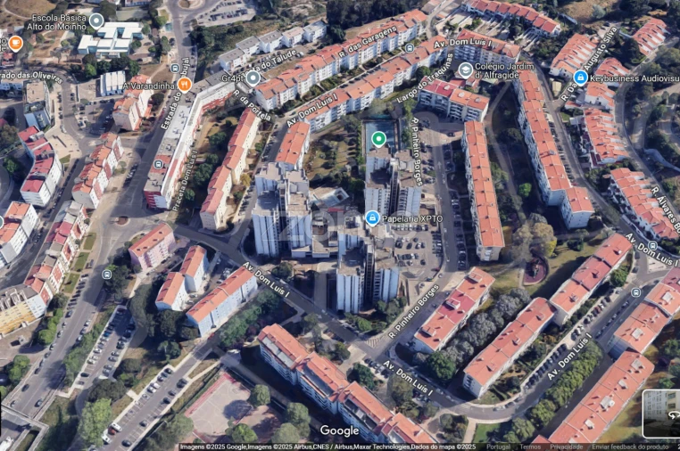 Apartamento T4 para Venda em Alfragide Foto 46