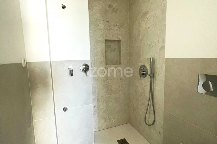 Apartamento T4 para Venda em Alfragide Foto 34