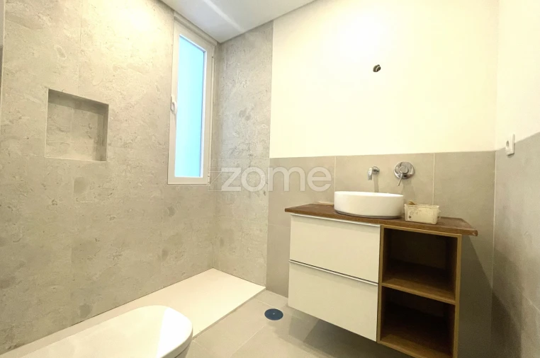Apartamento T4 para Venda em Alfragide Foto 36
