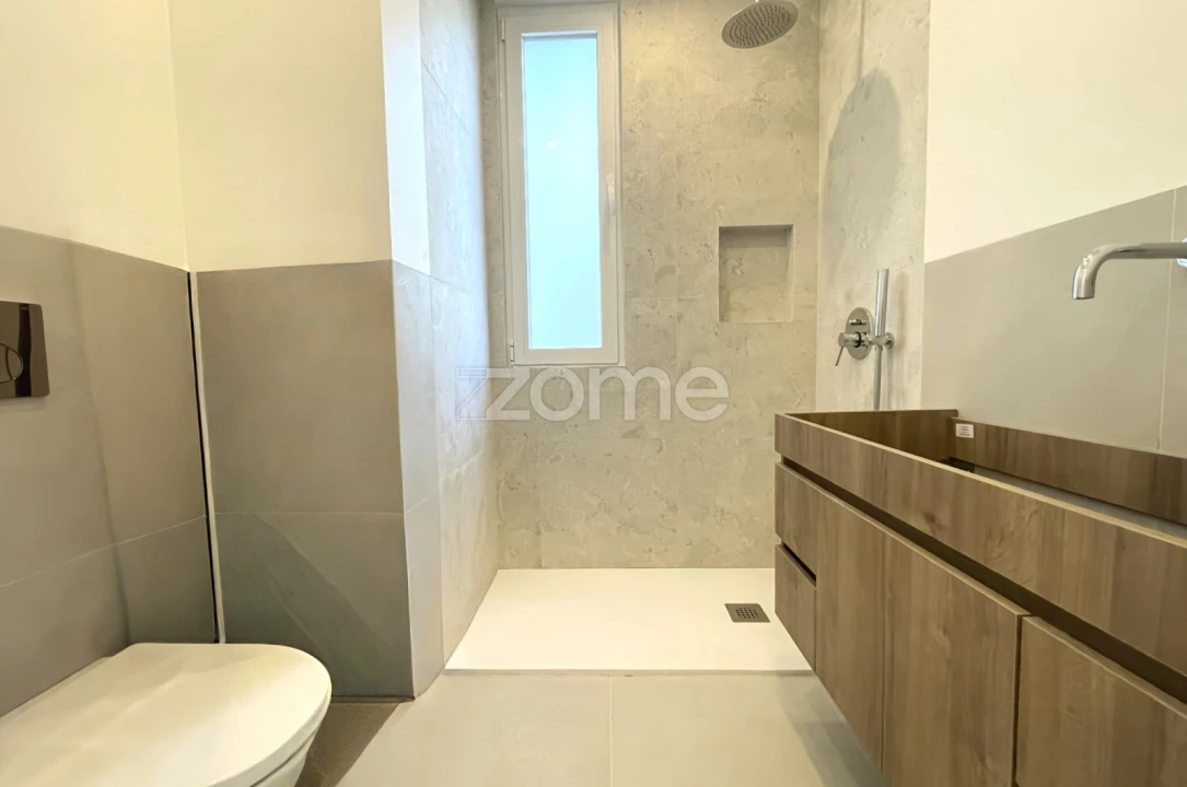 Apartamento T4 para Venda em Alfragide Foto 33