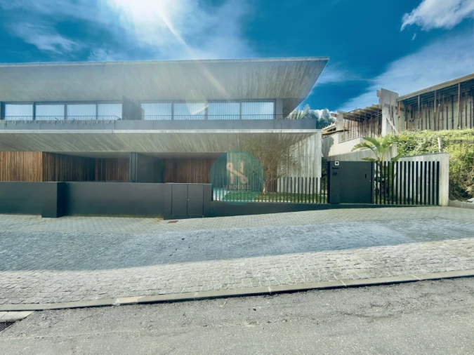 Moradia T3 para Venda em Braga (São José de São Lázaro e São João do Souto) Foto 3