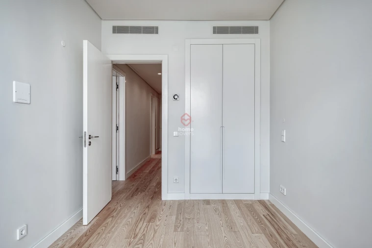 Apartamento T2 para Venda em Avenidas Novas Foto 13