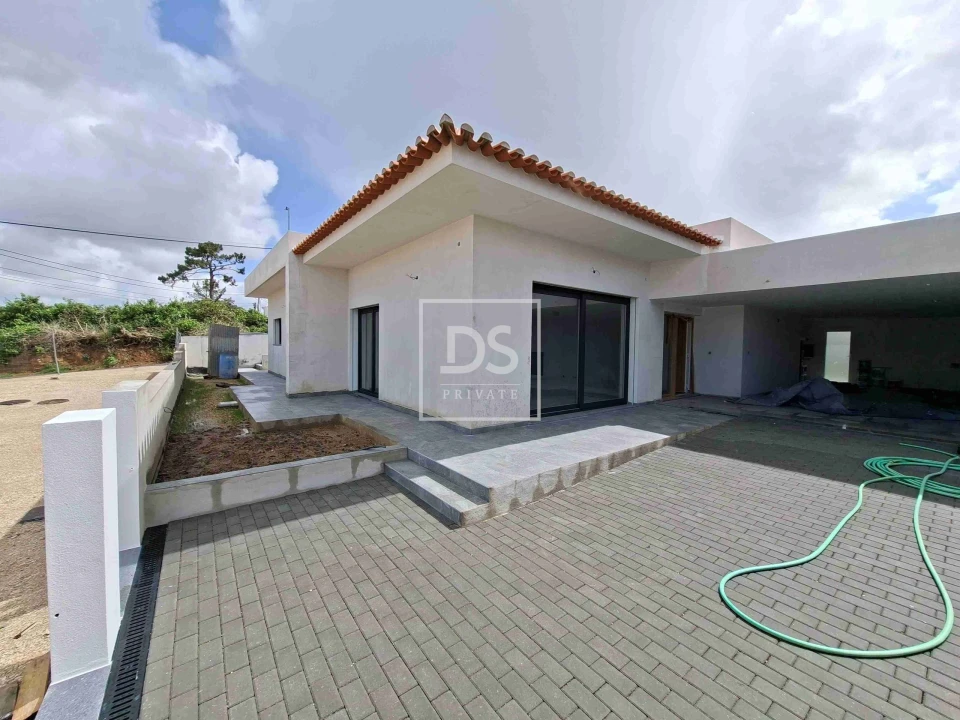 Moradia T3 para Venda em Santo Isidoro Foto 24