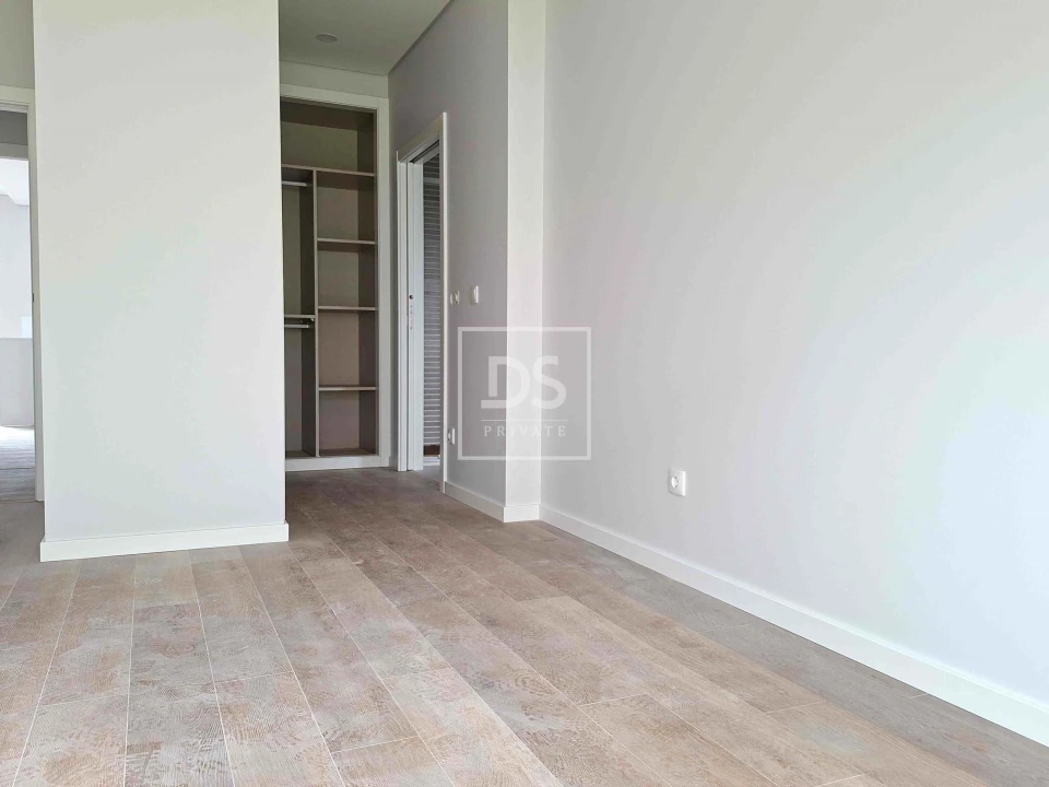 Moradia T3 para Venda em Santo Isidoro Foto 9