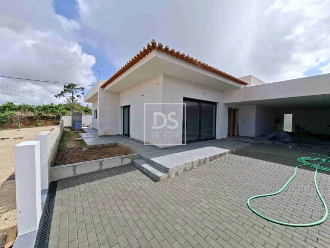 Moradia T3 para Venda em Santo Isidoro Foto 24