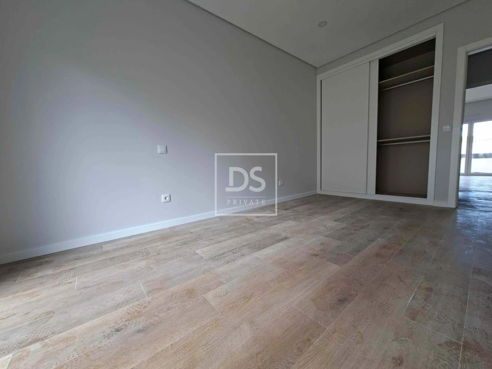 Moradia T3 para Venda em Santo Isidoro Foto 8