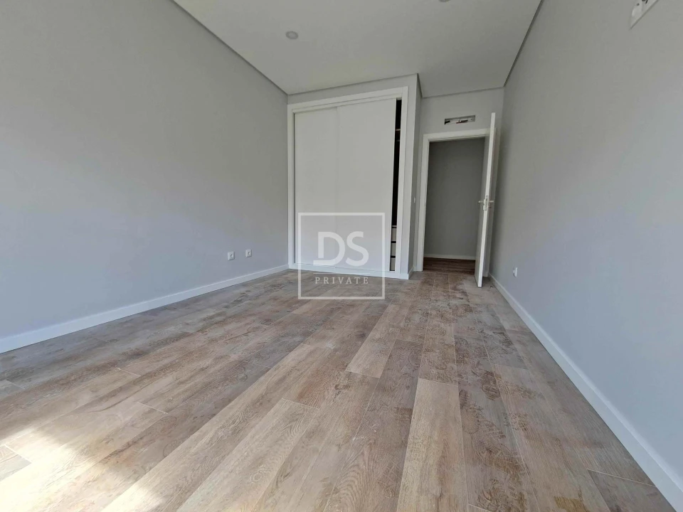 Moradia T4 para Venda em Santo Isidoro Foto 13